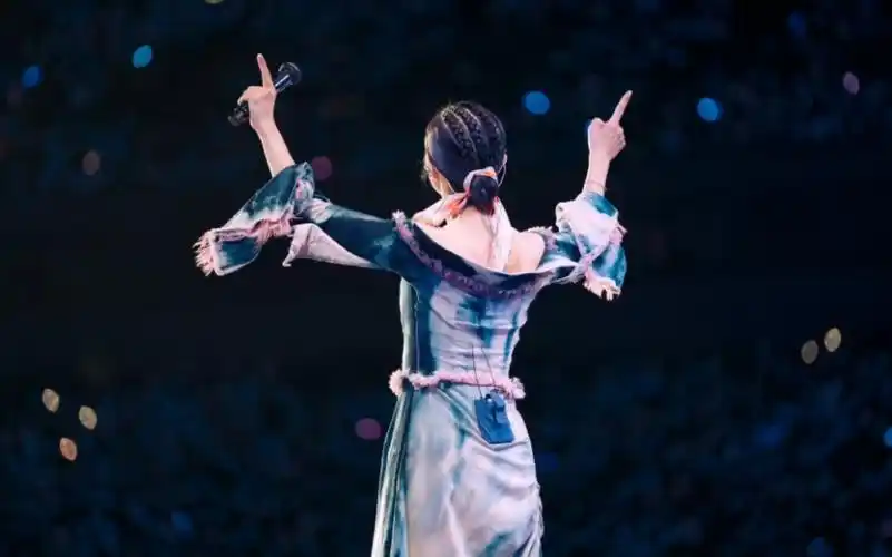 2023杨千嬅重庆演唱会my tree of live稀客(让杨姐震惊的大合唱稀客看