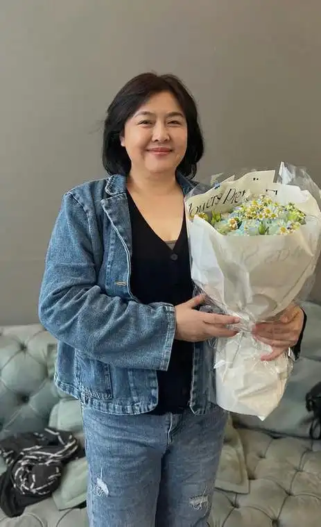 《高级病房》公益首演 王澜喜剧效果拉满|演员|赵小川_网易订阅