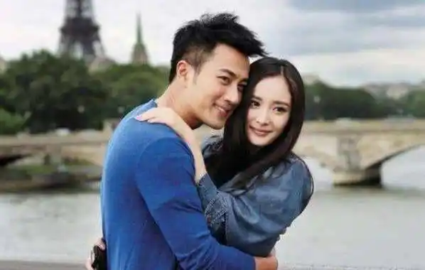 刘丹曝小糯米近况,刘恺威被夸好爸爸,网友:"你妈在跟人约会"_杨幂