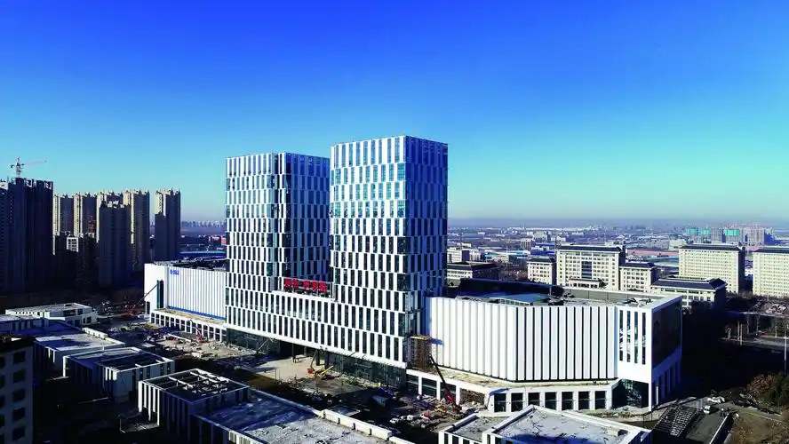 居然·世界里购物中心外景. 孙建一 摄