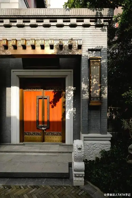 佛山就藏了一个无比美丽空灵的中式新中式院落"泰禾佛山院子",是少有