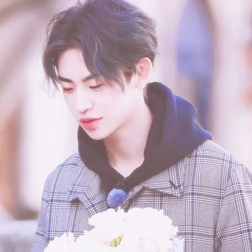 小鬼王琳凯头像/by奶糖泡芙