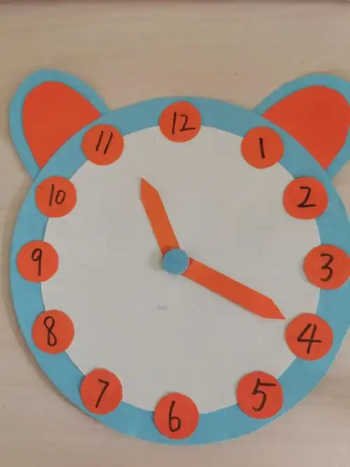 白沙小学一年级创意钟表