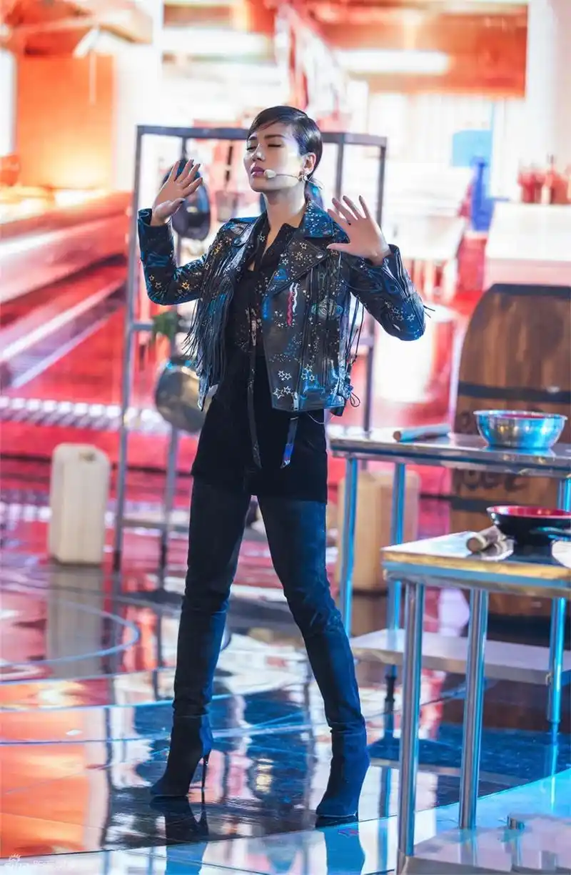 组图:《跨界》刘涛造型回顾 优雅妖娆变换多姿_高清图集_新浪网