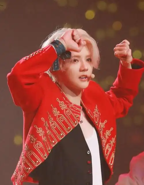 240126盛宴未尽粉丝心潮澎湃鹿晗演唱会后的无限思念与期待