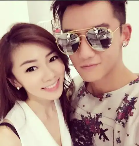 郑恺公开恋情示爱女友已见父母疑好事将至