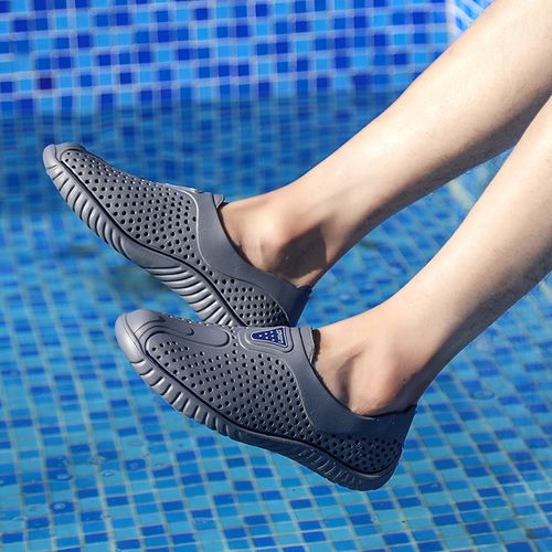 夏季洞洞鞋男潮流雨天穿的鞋轻质凉鞋外出防水耐磨胶鞋镂空踩水鞋