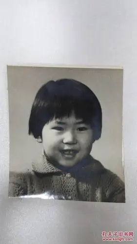 老照片——小女孩