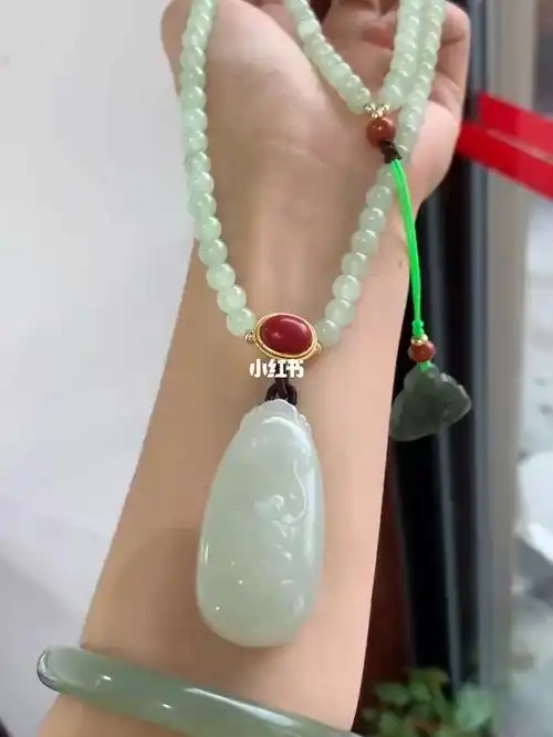 和田玉晴水项链