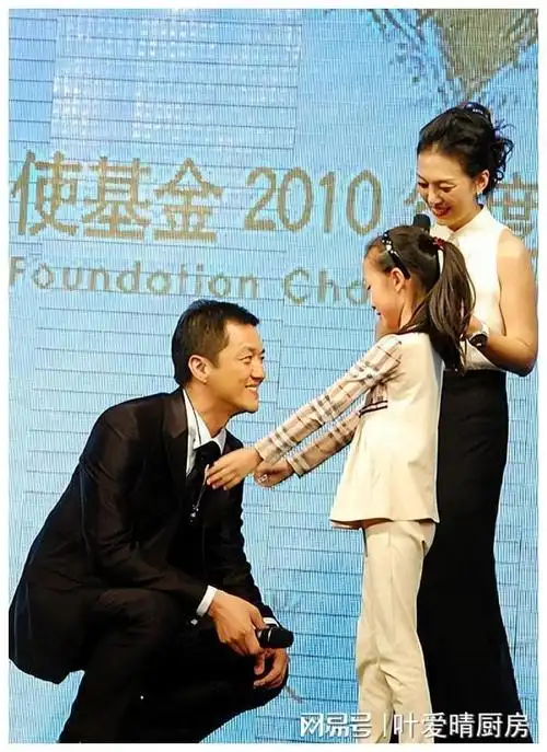 李亚鹏左手握着商场右手还有情场最后都变成了唏嘘一场