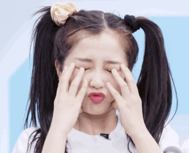 本以为虞书欣很造作,看到她扮鬼脸的样子,还有比她真实的吗?