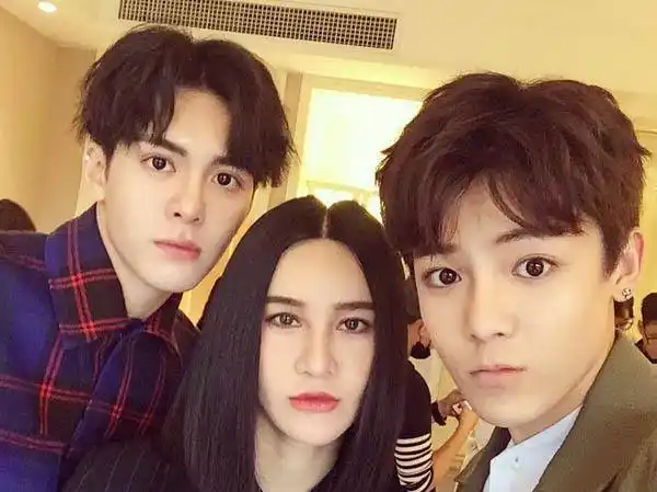 尚雯婕被限制高消费,评论区一骂,华晨宇也该出手了吧?_音乐_问题_朋友