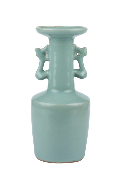 南宋龙泉窑粉青秞瓷凤耳瓶之一