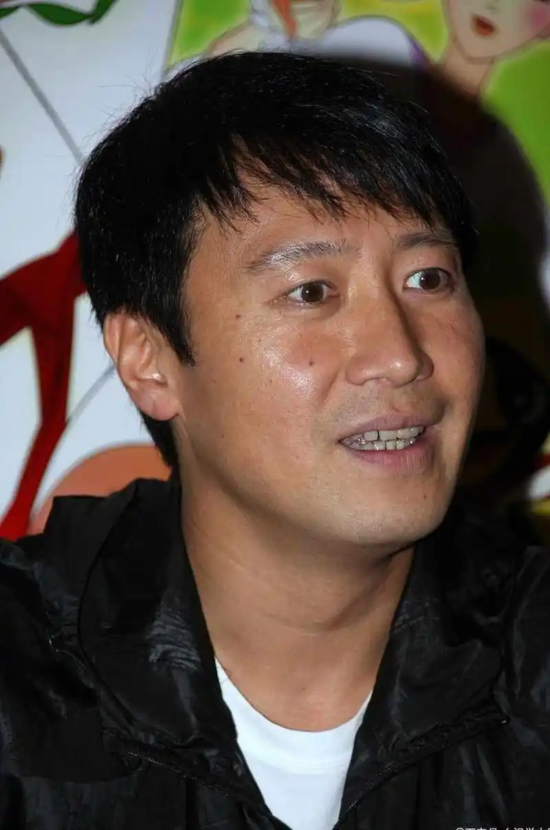 黎明的素颜照,可真年轻啊!