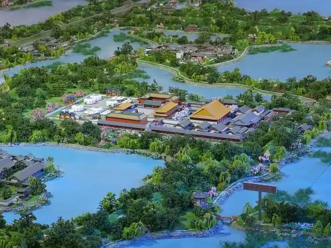 对于清朝皇帝来说紫禁城是临时住所圆明园才是他们的家