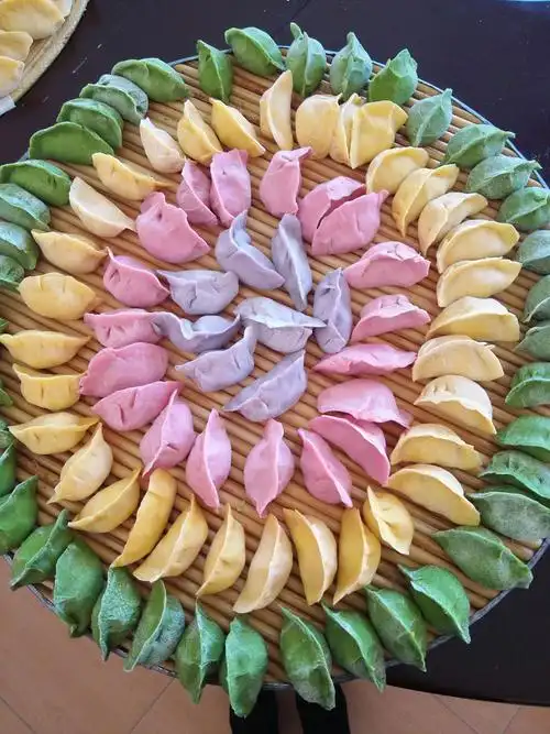 五彩饺子