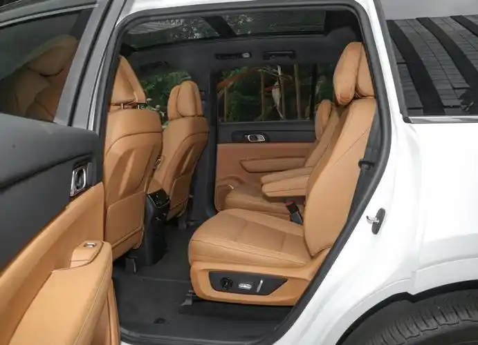 可油可电nedc综合续航1080km体验理想one