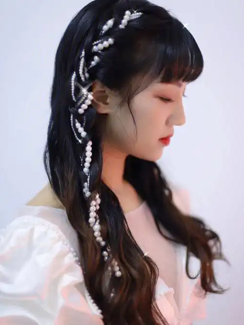 明星同款珍珠编发7878