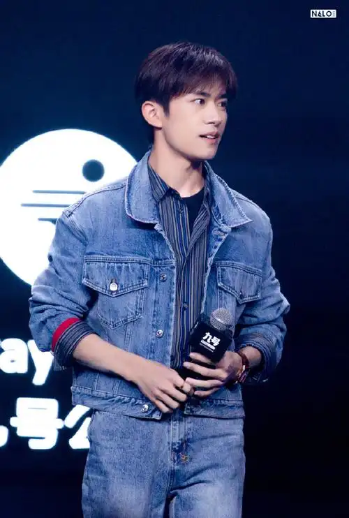 易烊千玺说有实体专辑##易烊千玺九号品牌全球代言人