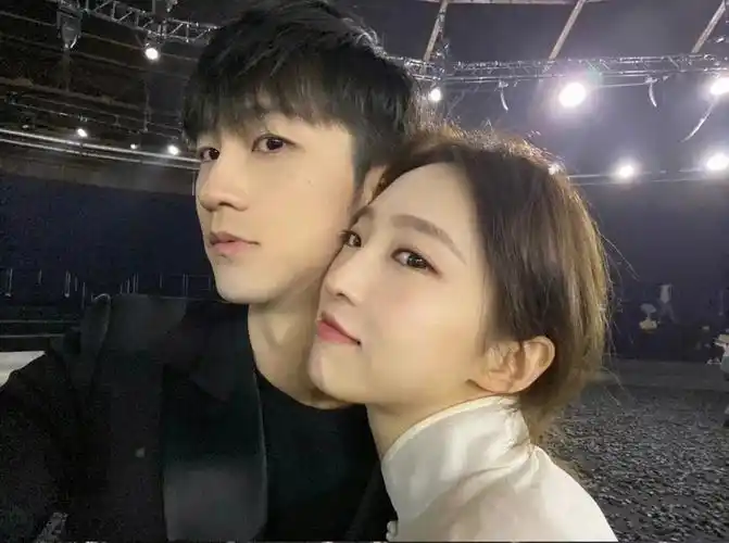 情侣合照11小赵and小养78