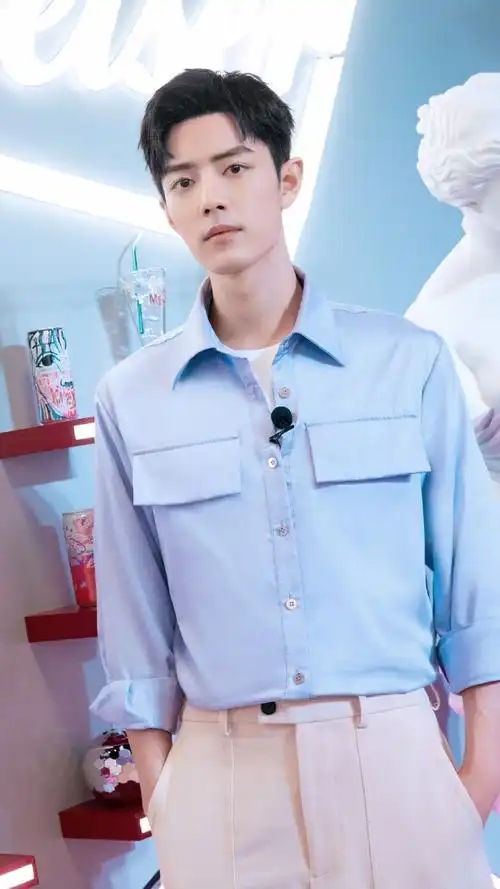 肖战蓝色复古衬衫