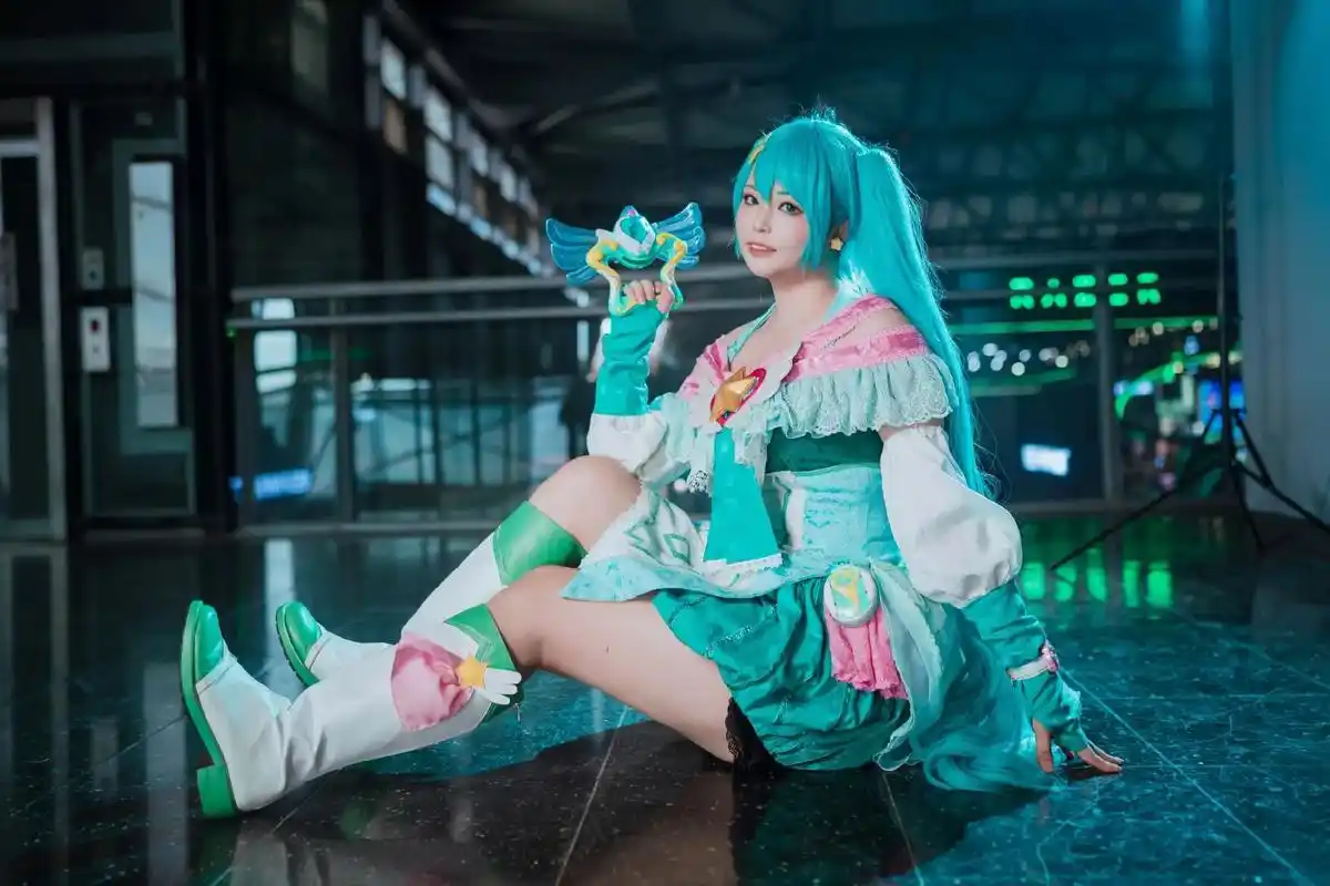 巴啦啦小魔仙之奇迹舞步贝贝cos.滴里噜他他——双子变身   - 抖音