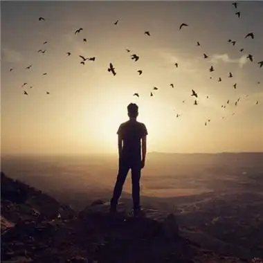 男生头像侧脸背影