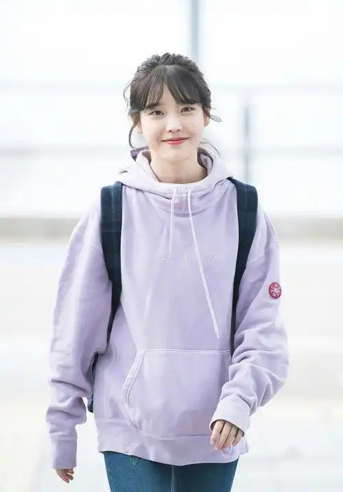 薇姬桑妮韩版女2017秋冬季新iu李智恩明星同款紫色连帽长袖卫衣外套