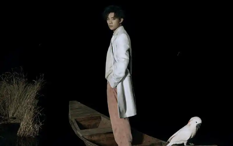 帅哥,易烊千玺,帅哥,帅气,电脑壁纸,壁纸易烊千玺尼龙杂志写真