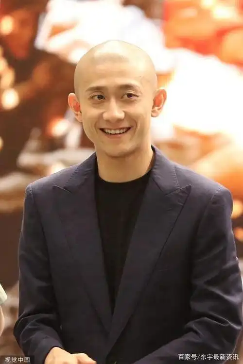 好帅张嘉译王凯砸场子来的盘点几位在娱乐圈以光头出名的中国男明星