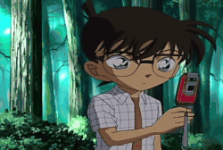 名侦探柯南二次元动漫柯南思考手机江户川柯南gif动图_动态图_表情包