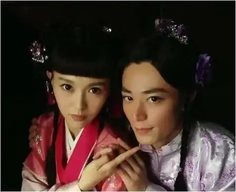 尽管霍建华男愿袢盟谟槔秩χ卸朗饕恢,但他还是