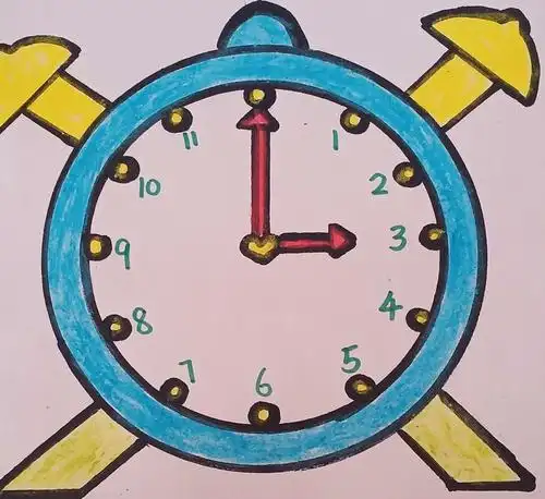 给钟表涂上自己喜欢的颜色,小朋友都很棒,一起来看看他们都喜欢什么