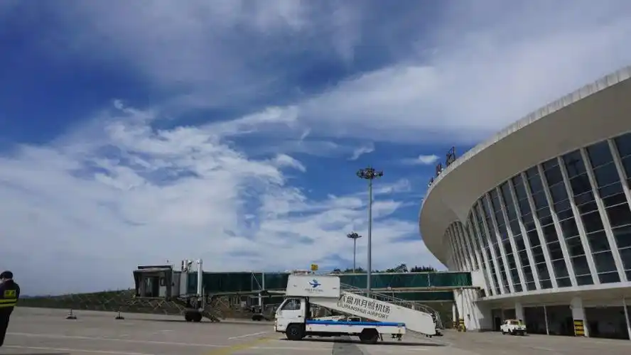 票价低到我请了公休假!_机场