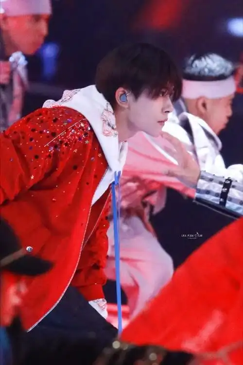 唱歌《精彩才刚刚开始》用户6465302947舞蹈tfboys-易烊千玺刹寂_易烊