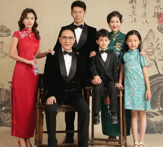 2022展会新款影楼亲子主题服装一家六口全家福中国风旗袍服套装