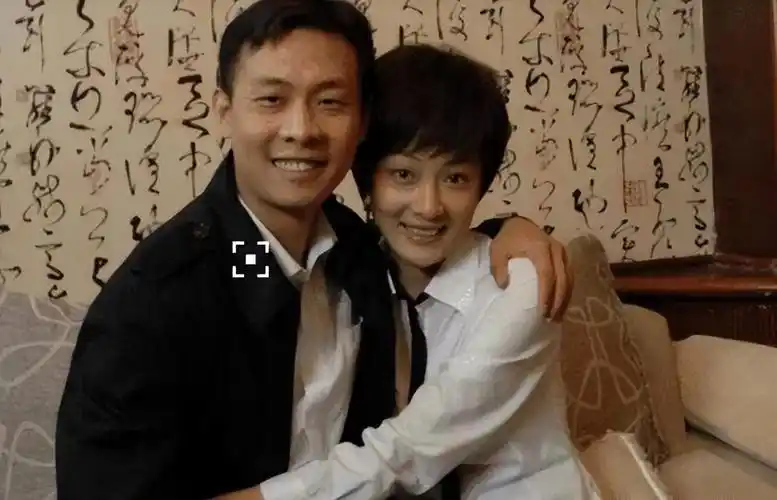 回顾央视钱琳琳我这辈子正确的决定就是带着儿子嫁给丈夫张译