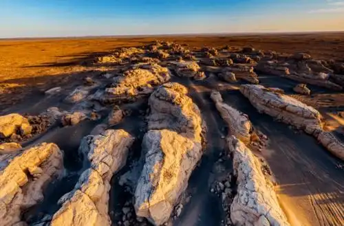 无人之境丨穿越大海道,罗布泊,楼兰遗址,小河墓地