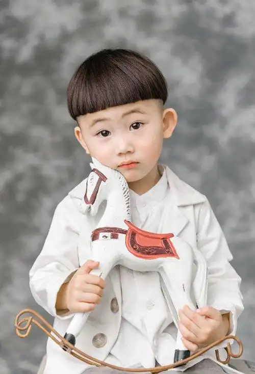 男童西瓜头发型图片大全调皮可爱小孩子短头发设计