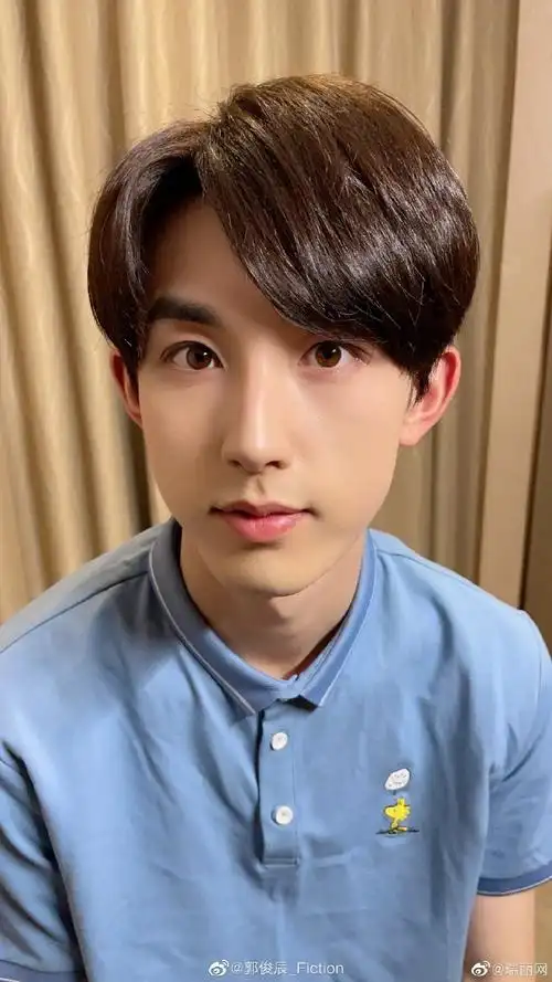 rayli星闻##郭俊辰被迫营业自拍