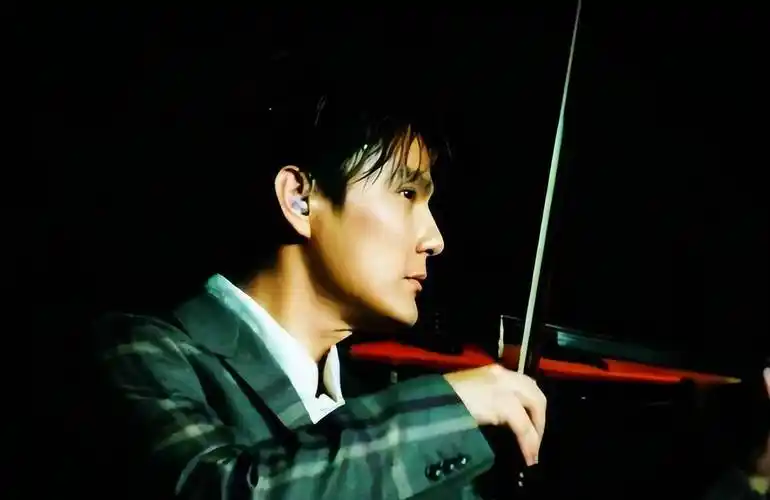 "情歌王子"张信哲,低估你了_音乐_歌曲_李宗盛