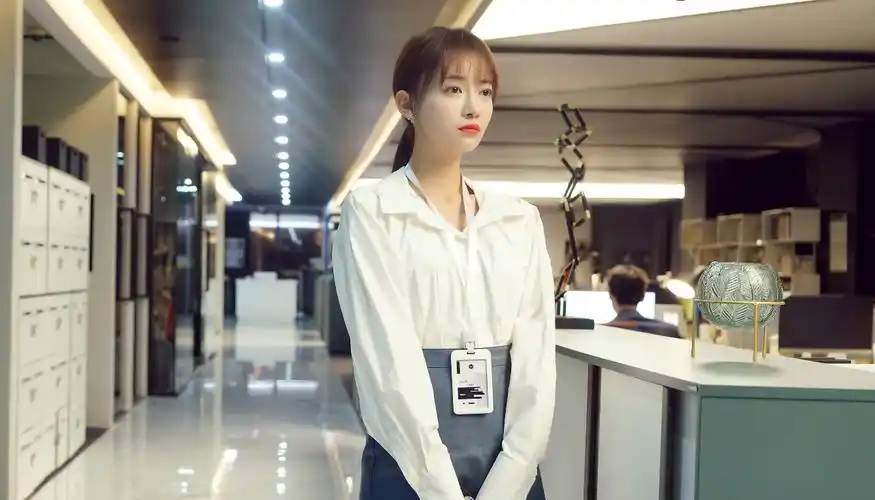 《正青春》热播,吴谨言:章小鱼和魏璎珞确有相似之处