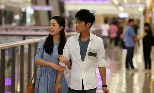 李沁 林申刚走出象牙塔的李沁还没领略过这个社会的人心险恶,精于算计