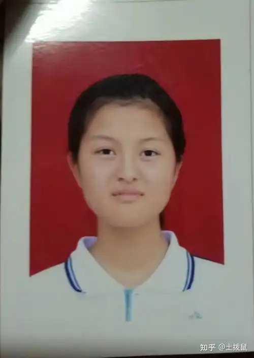 接下来拿图说话,都是学校拍的证件照: (高中时期)<br&gt