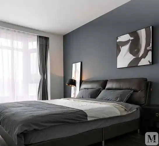 灰色墙纸搭配窗帘(灰色墙纸搭配什么颜色窗帘)