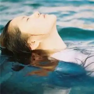 女生溺水头像,美女头像图片