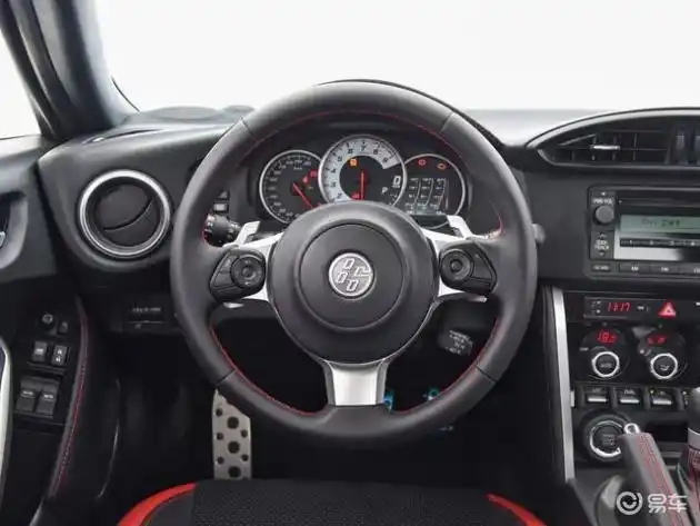 丰田86内饰-发动机-易车