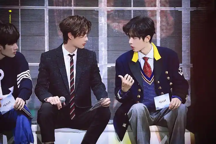 王一博&肖战 陈情令音乐演唱会 | 高山流水,… - 堆糖,美图壁纸兴趣