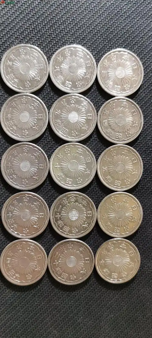 好品日本双凤银币一套 44