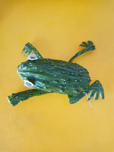 白旗中心幼儿园 中一班"丰收之蔬果造型秀"亲子制作活动